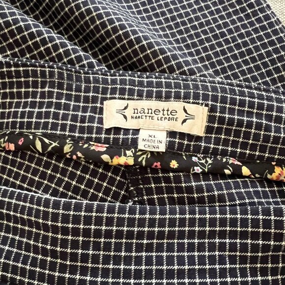 Nanette Lepore Pants - Picture 2 of 6